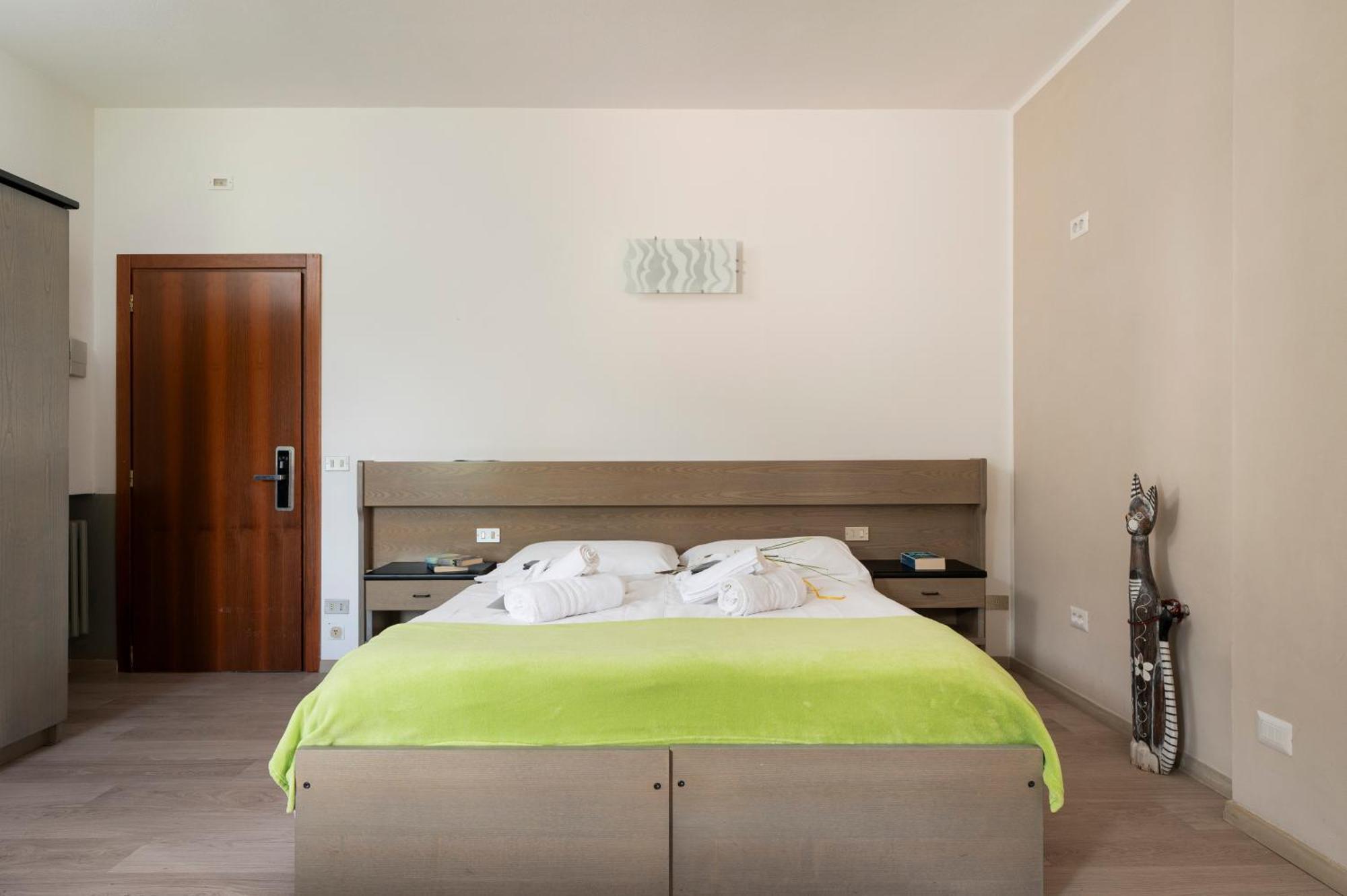 Hotel Scoiattolo Baselga di Pinè Exteriör bild